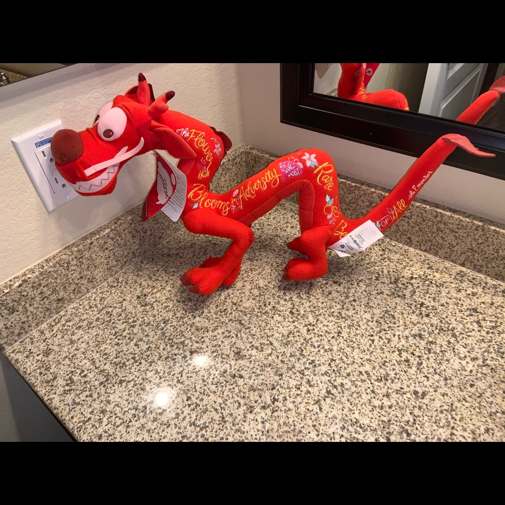 Mushu disney wisdom plush doll NWT